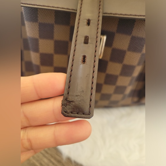 Damier Ebene Uzes Tote Bag - Picture 6 of 16